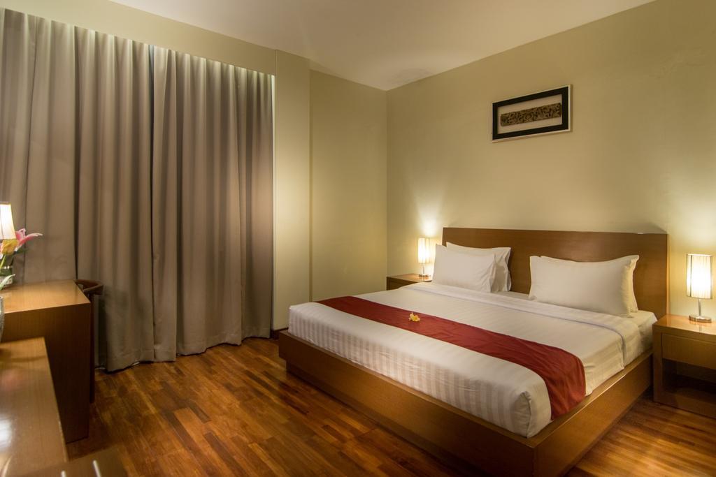 Square And 3* Seminyak (Bali)