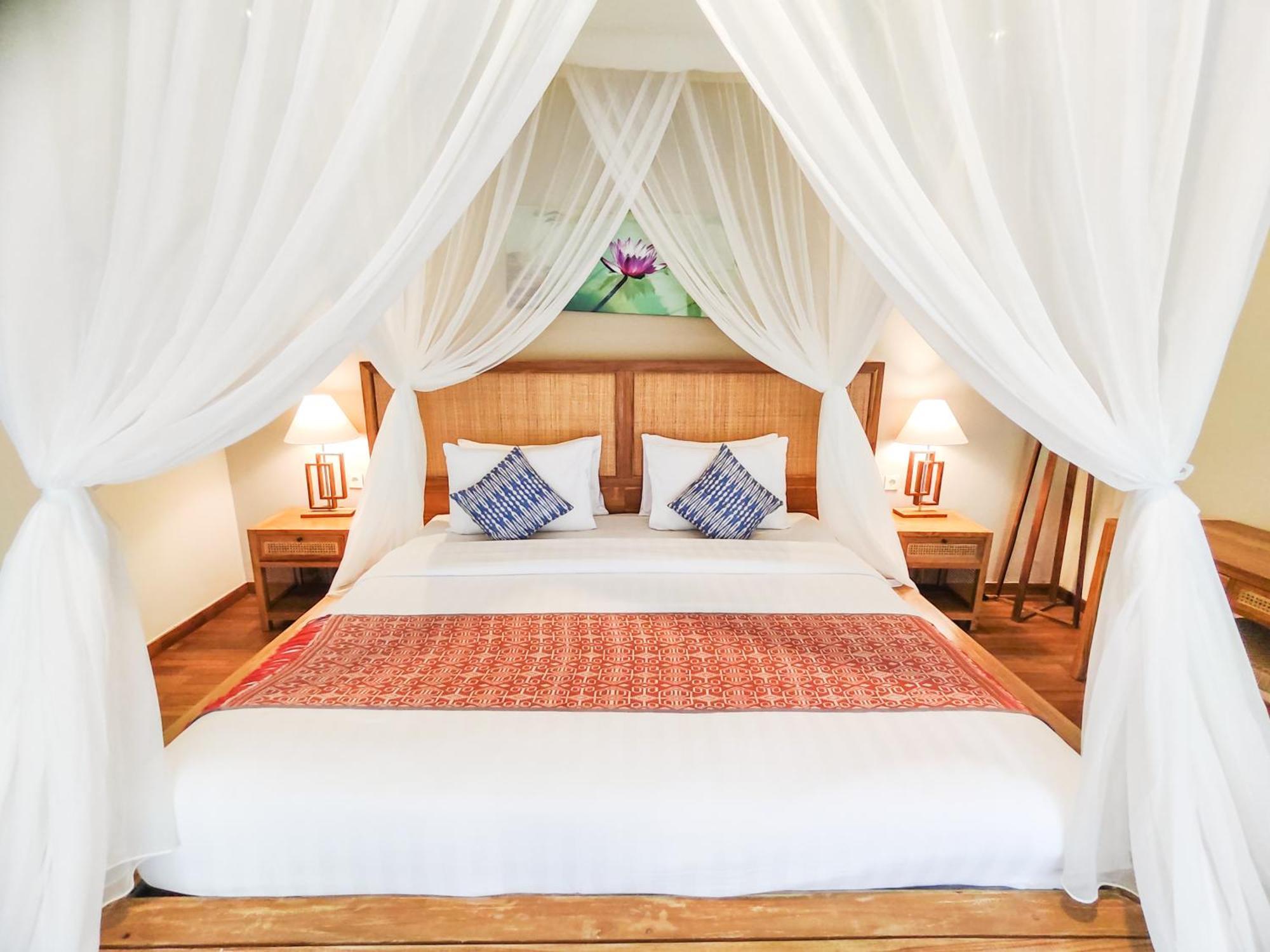 Square And 3* Seminyak (Bali)